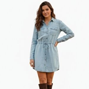 Akira Chicago Red Label Chambray Light Blue Button-Up Mini Dress M